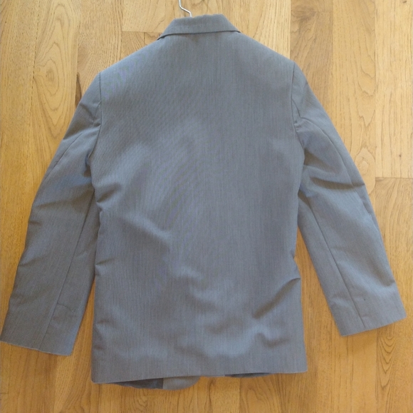 Holiday Editions Kids Grey Suit Coat. (size 12) - Picture 3 of 3